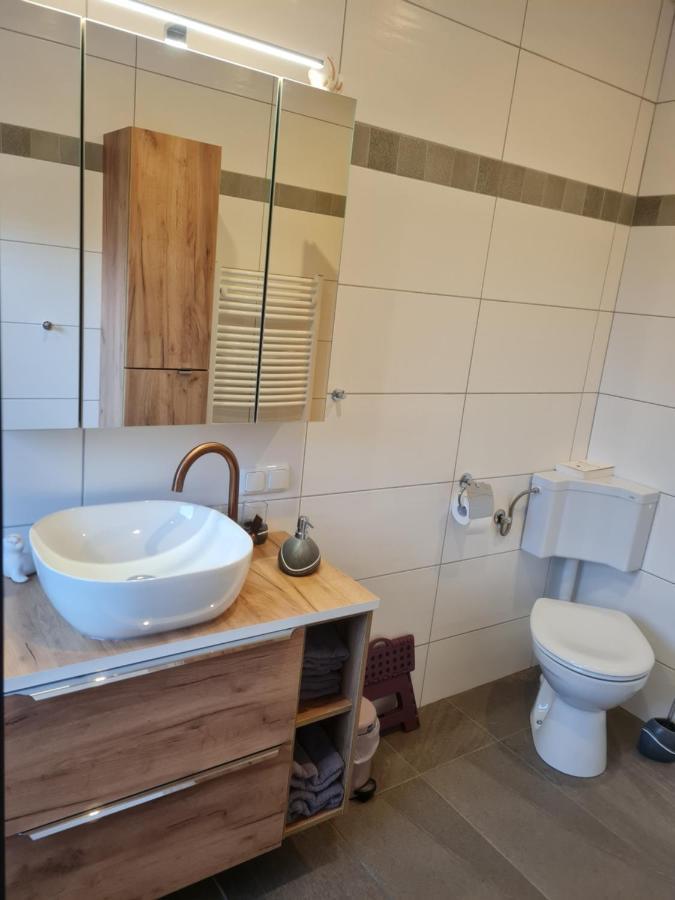 Ferienwohnung Am Ruestersieler Hof Wilhelmshaven Exterior foto